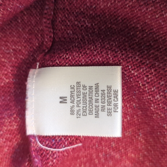 2/$10 Dress barn knit top - Picture 3 of 4